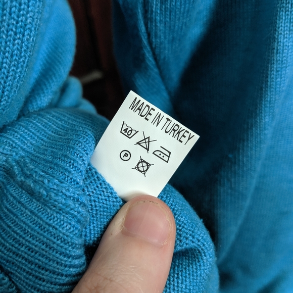 Benetti blue v-neck knit logo sweater - Picture 9 of 9